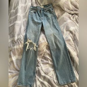 A&F 90’s straight ultra high rise jeans 25 (size 0 short)